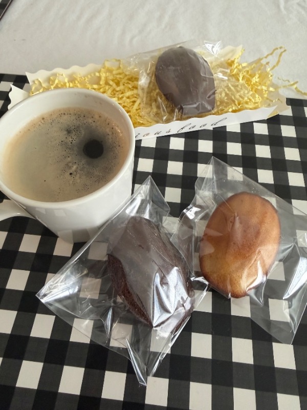 저도 먹어봤어요..! Sunny Bakery 마들렌!! - Image 3